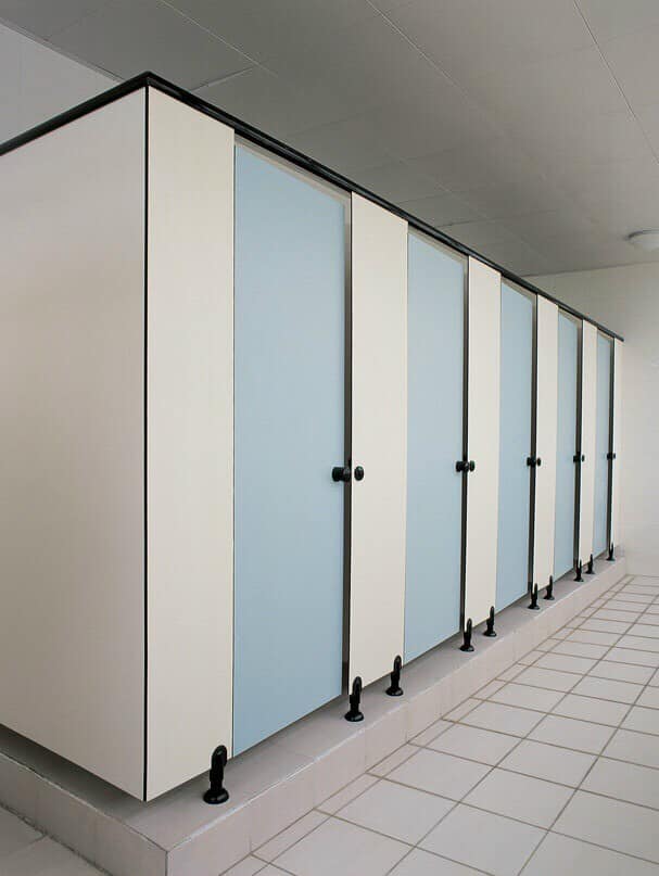 Cách Chọn Màu Vách Ngăn Vệ Sinh Tấm Compact Phù Hợp Cho Các Loại Công Trình
